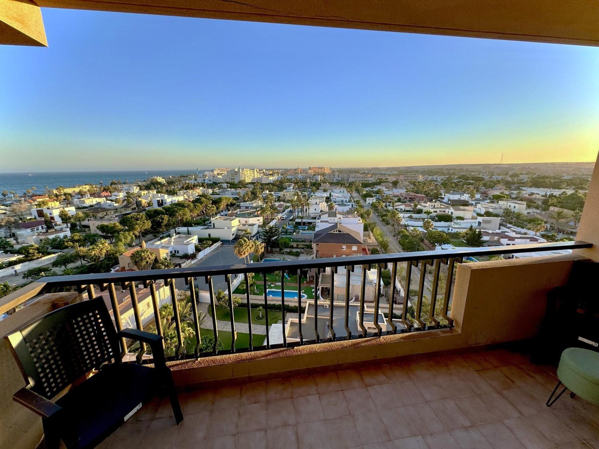 Vive La Playa A 5 Min Con Vistas-Piscina-Aire Acondicionado-Ventiladores De Techo-Wifi-Orientacion Sur Roquetas de Mar Esterno foto
